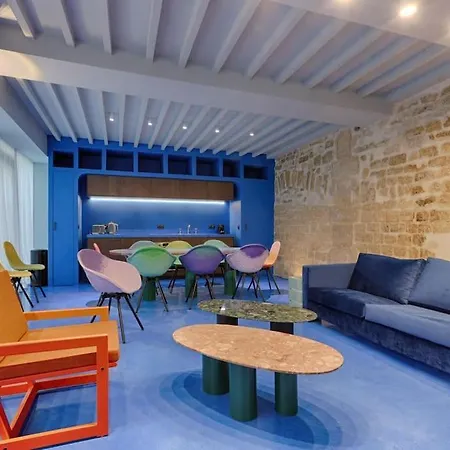 Mykeypers - Luxurious Private House With Jacuzzi For 10p/4br - Heart Of *