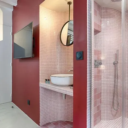 Mykeypers - Luxurious Private House With Jacuzzi For 10p/4br - Heart Of