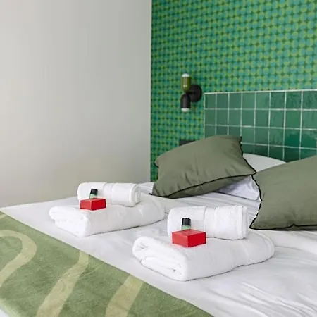 Mykeypers - Luxurious Private House With Jacuzzi For 10p/4br - Heart Of 公寓
